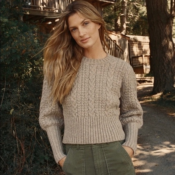 Dôen Mulberry cable knit sweater in Dune - Picture 2 of 7